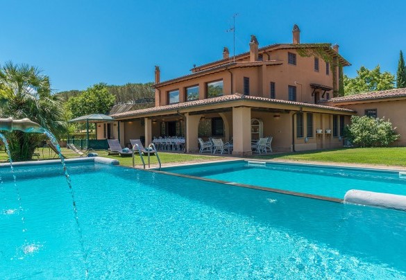 Villa for rent with exclusive pool surrounded by greenery a step away from Roma – Montepietraia – Country House Montepietraia e San Martino 