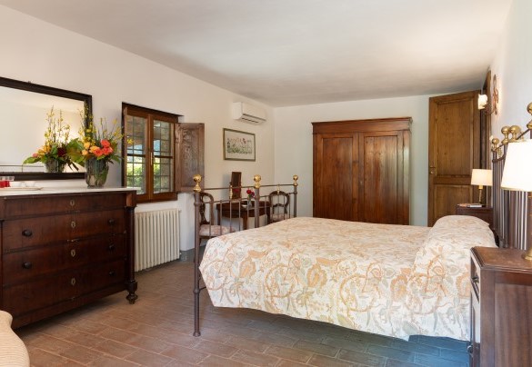On the ground floor is a separate double bedroom with divisible bed and bathroom with shower (reached up six steps)– Crognole  
