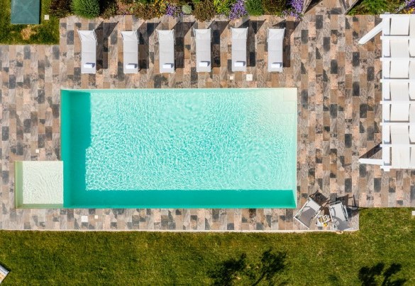 La piscina internamente rivestita in PVC - Dama dei Venti
