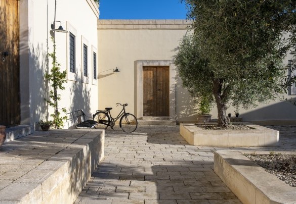 Il cortile  - Dimora degli Ulivi	