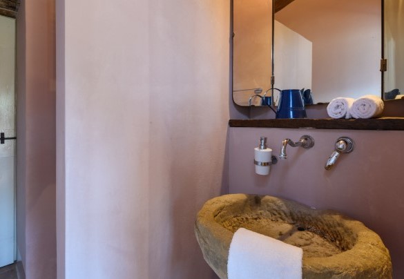 Guest bathroom on the ground floor - Dimora dei Sogni