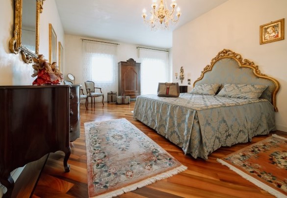 Double bedroom n. 2 on the first floor - Dimora delle Stelle