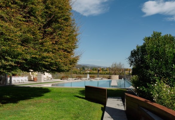 The swimming pool has a surface area of 140 sqm – Dimora delle Stelle 