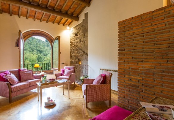 The living area on the first floor – Dimora La Torre di Bussotto 