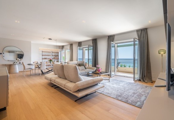 Design moderno e lineare per gli interni eleganti – Dimora Mareblu
