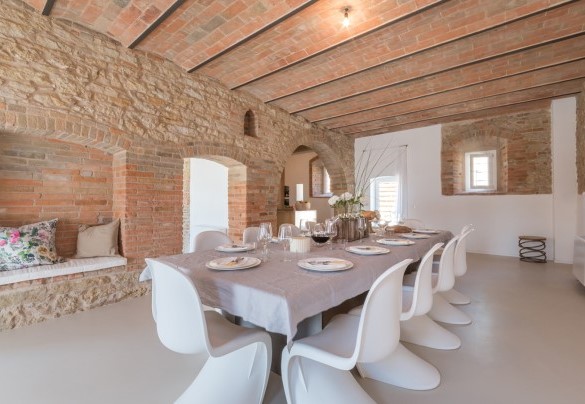 The spacious dining room - Dimora Montefiore