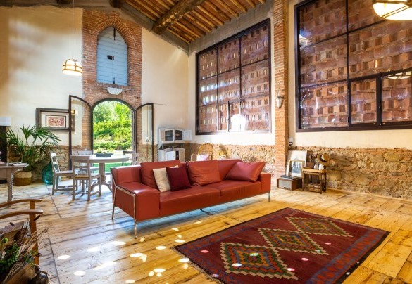 Il fienile con zona living e smart tv – Dimora San Germano