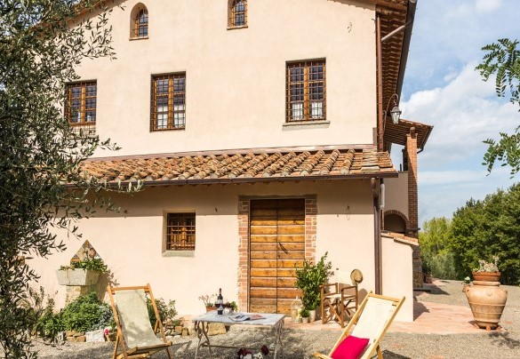 Naturali zone d’ombra circondano la proprietà – Dimora San Germano
