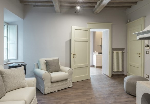 Sala lettura al piano terra - Finestra su Siena