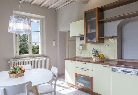 La cucina al primo piano - Finestra su Siena