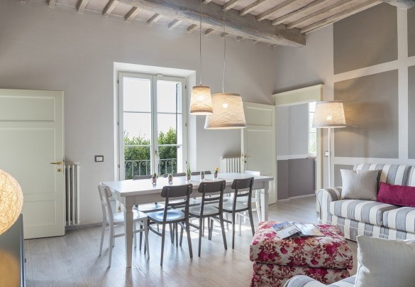 Soggiorno al primo piano - Finestra su Siena