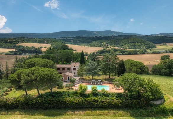 La villa è circondata dalla natura - Fonte Pinella