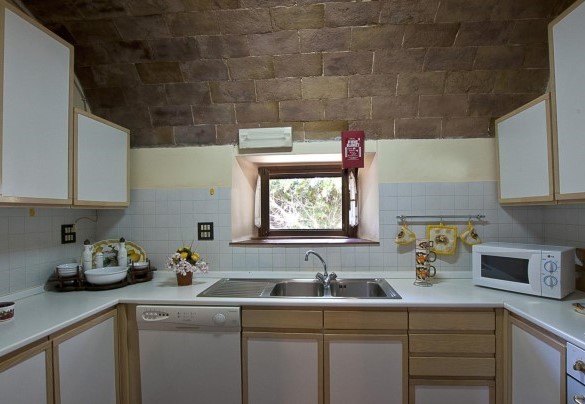Ampia cucina - Frantusa 6+2