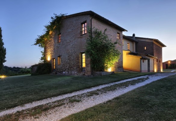 Il vialetto d’ingresso in ghiaia – Germagnana