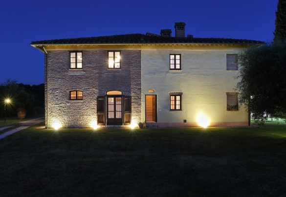 La villa si accende di luci soffuse ed avvolgenti - Germagnana 