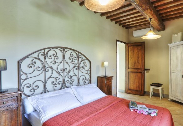 Double bedroom n.1 on the ground floor. Ap A – Germagnana 