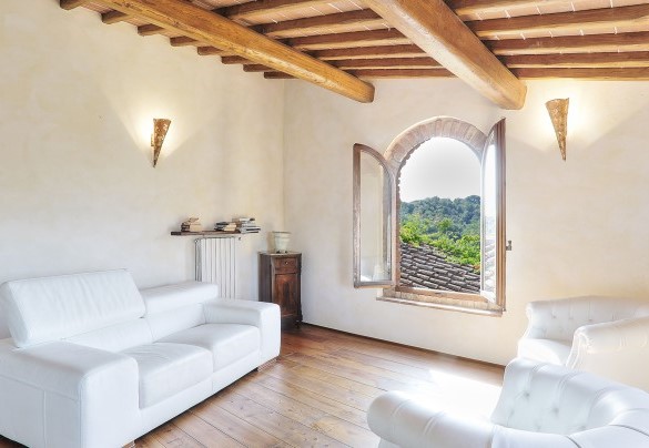 Zona salotto sul ballatoio – Germagnana 