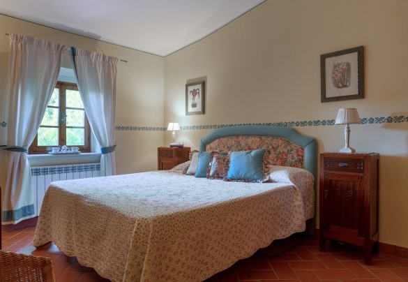 Double bedroom on the first floor, Unit A “Il Casale” - Gli Spilocchi    