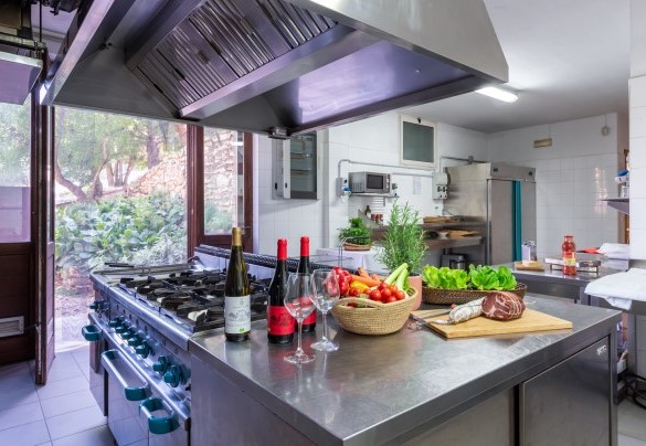 The professional kitchen –  I Lauri