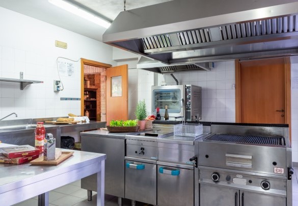 The professional kitchen –  I Lauri