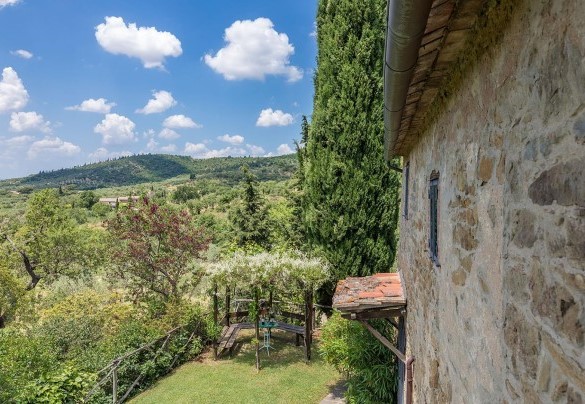 The splendid panoramic view from I MANDORLI