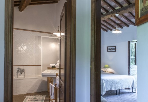 Il bagno con vasca nell'Annesso - I Piantoni