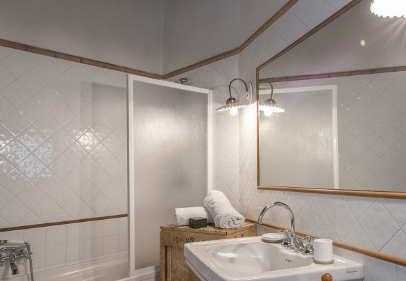 Il bagno con vasca nell'Annesso - I Piantoni