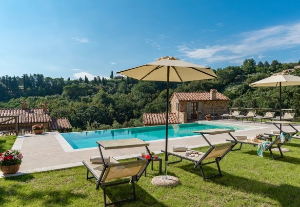 The pool internally lined with PVC - Il Casale Di Manuele
