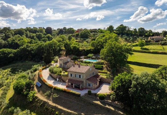 Villa con piscina esclusiva nel verde delle colline Toscane – Il Casale di Manuele