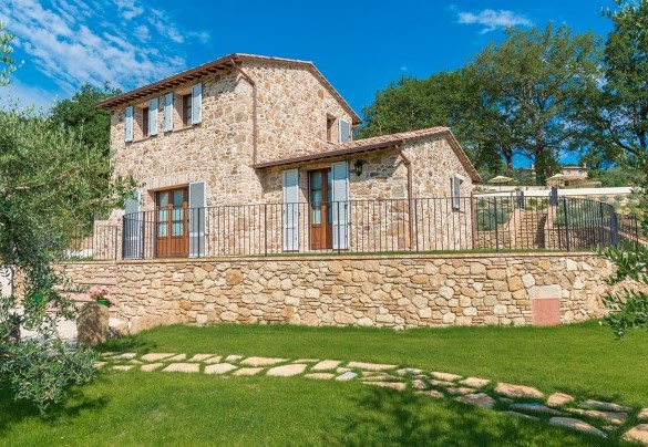 The farmhouses are surrounded by 5 hectares of land - Il Casale Di Manuele