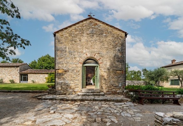 The Chapel: a historical treasure hidden within the estate - Il Castellare