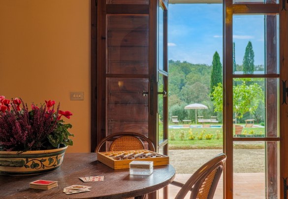 The french door in the main living room on the ground floor – Il Cerreto