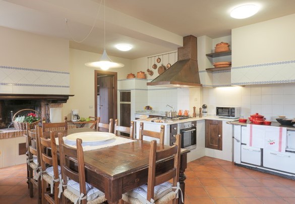 The main kitchen on the first floor – Il Cerreto