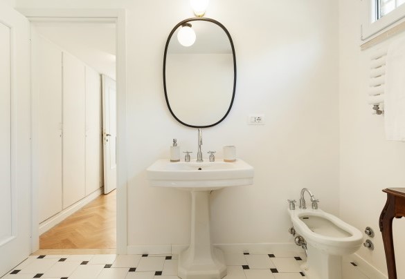 Bagno n.3 con vasca, en-suite alla camera matrimoniale n.3 - Antico Ceraso