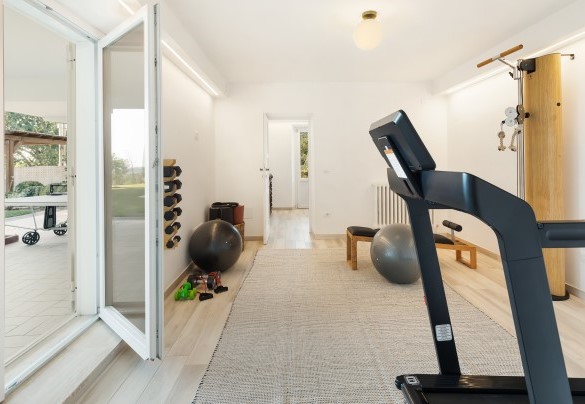 Sala palestra al piano inferiore con accesso diretto all’esterno - Antico Ceraso