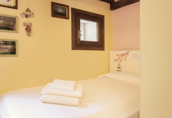 Twin bedroom (3), on the first floor - Il Giardino di Sibilla