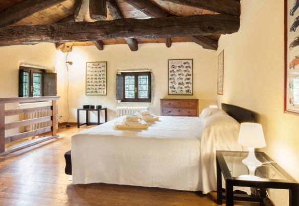 Double bedroom (8), on the second floor - Il Giardino di Sibilla