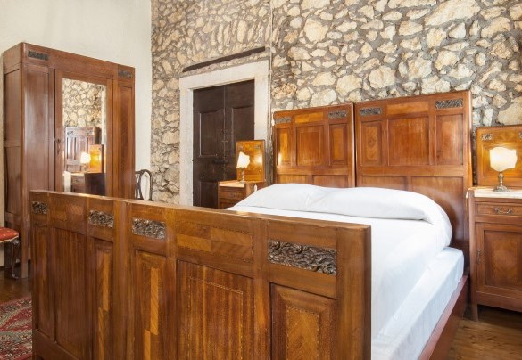 Double bedroom (5), on the first floor - Il Giardino di Sibilla