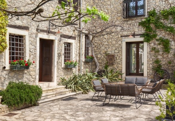 Outside of the house with living room - Il Giardino di Sibilla