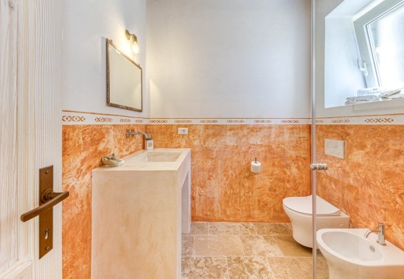 Bathroom with shower - Il Nachiro