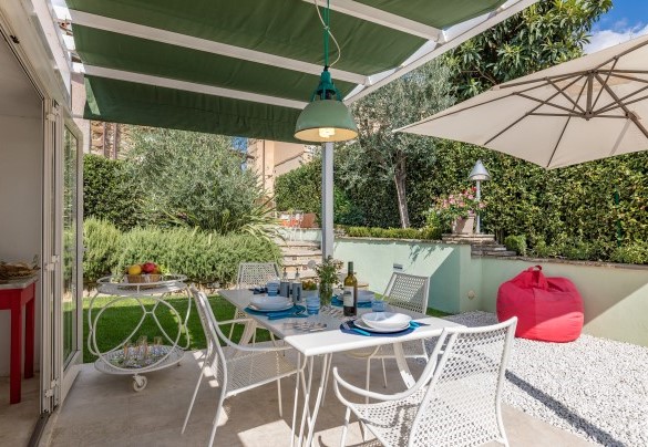 The house is located in a beautiful hilly panoramic position, in a small tranquil borgo (Staggiano) – Il Nido