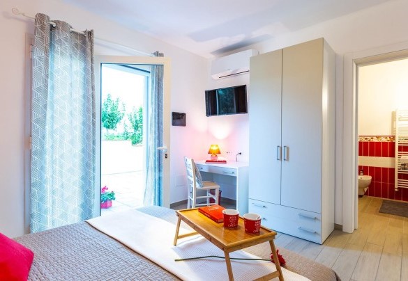 Double room n.2 with en-suite bathroom - Il Nocciolo 12