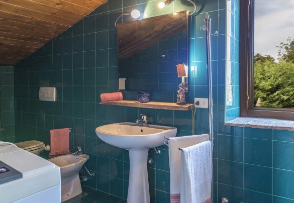 Bagno con vasca n.3 al primo piano – Il Noceto 