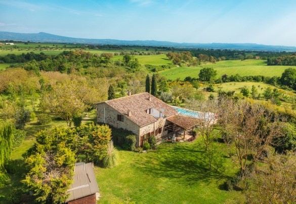Il giardino sul retro della casa – Il Noceto 