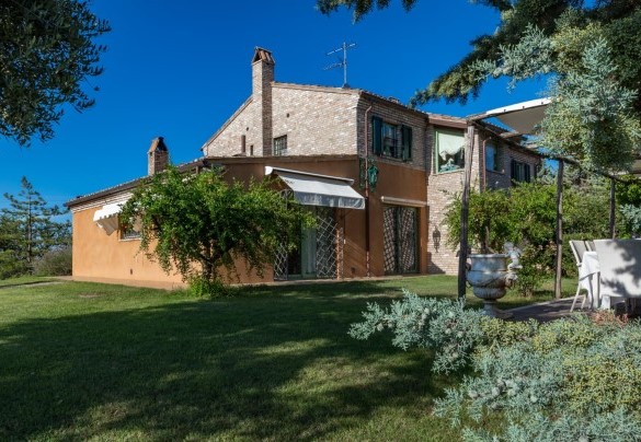 Splendido casale circondato dal verde – Il Podere di Fi 8