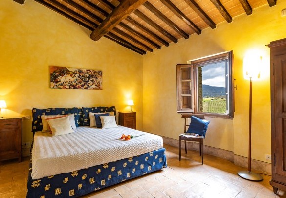 Double bedroom with private bathroom on the first floor in the main house B - Il Poderuccio
