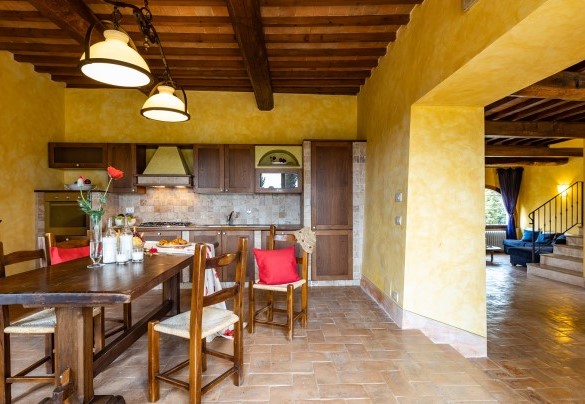 The kitchenette on the ground floor in the main house B - Il Poderuccio