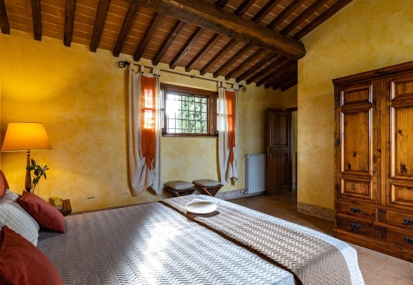 Camera matrimoniale con bagno privato al piano terra nell’annesso - Il Poderuccio