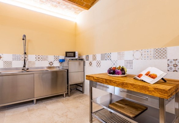 Cucina ampia e luminosa - Il Poggiarellone 