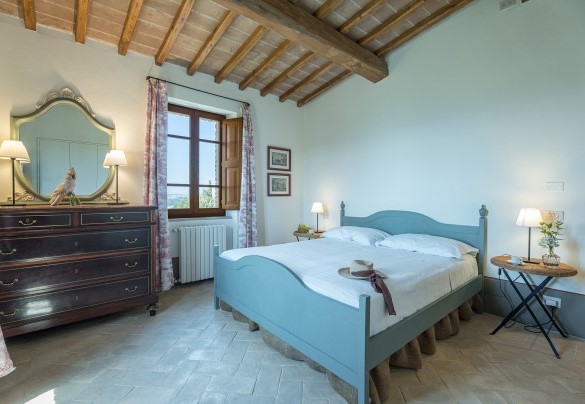 Double bedroom n.6, with adjacent bathroom, on the first floor - Il Poggio alle Trese